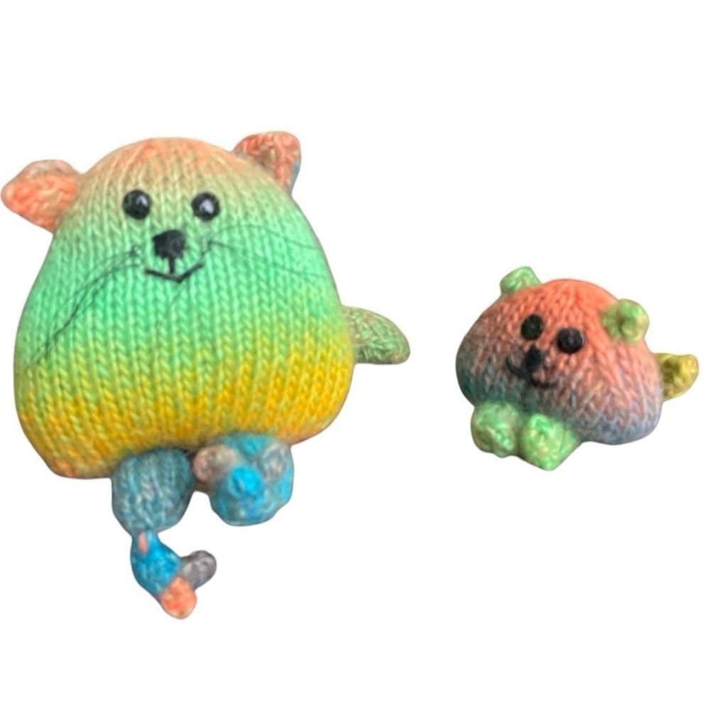 Handmade Cats‎ Rainbow Kitty Gift for Cat Lovers Stuffed Animals Knitted Toys